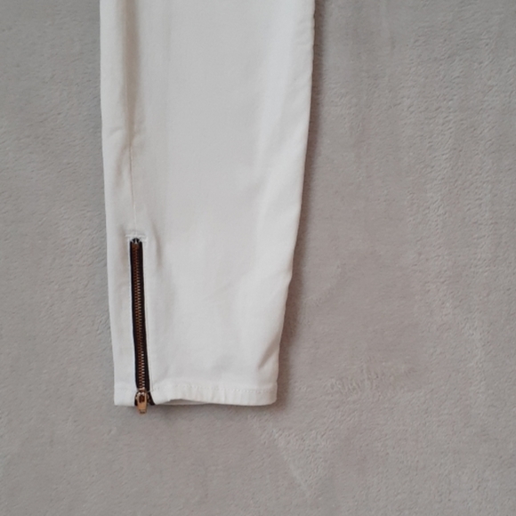 Banana Republic White Skinny Jeans - Picture 4 of 8